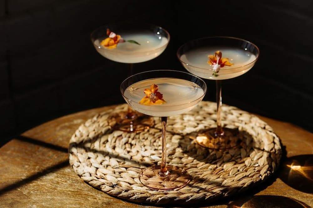 European Wedding Catering Options for Twin Cities Weddings decocatering.com 1 (1)