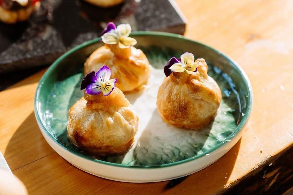 European Wedding Catering Options for Twin Cities Weddings decocatering.com 2 (1)