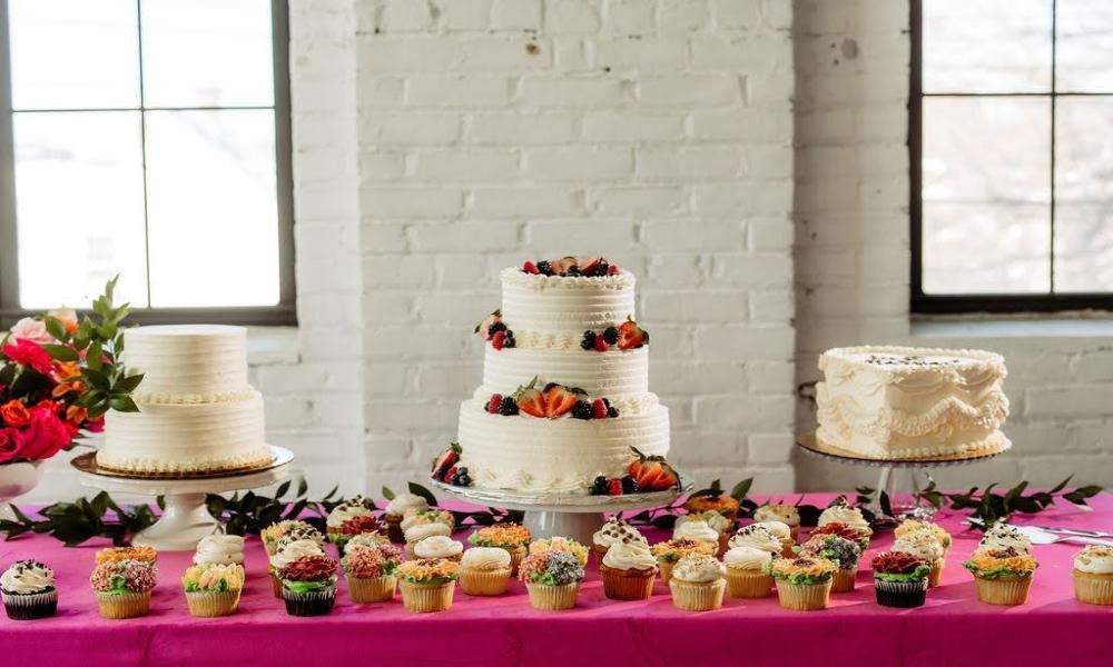 Featured image for post: Wedding Dessert Catering vs Traditional Wedding Cake: What’s the Better Choice?