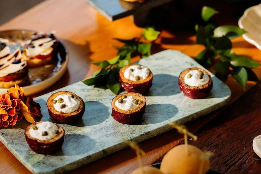 deco catering holiday party catering company minneapolis mn 1 (1)